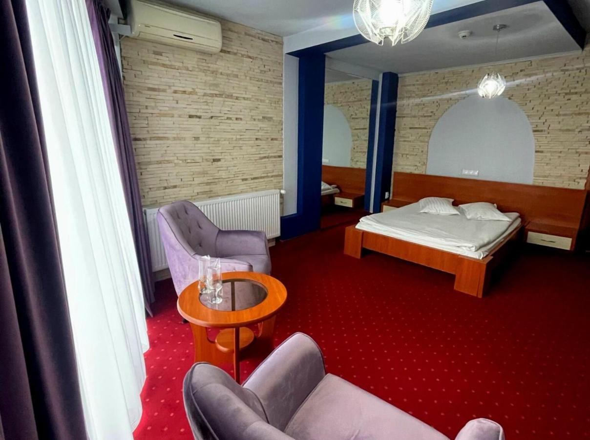 Hotel Sungarden Salin ทูร์ดา ภายนอก รูปภาพ